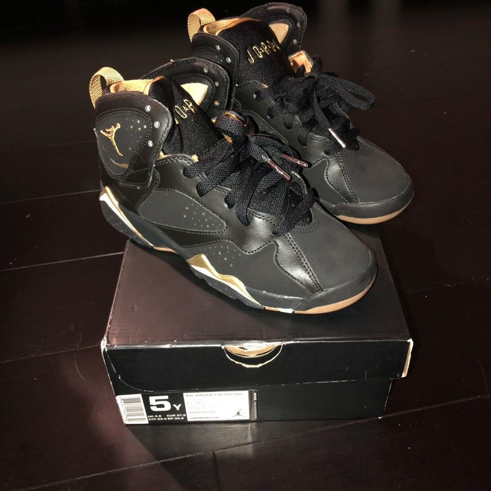 Air Jordan Retro 7